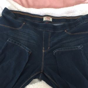 NWOT comfy jeggings